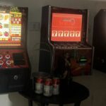 Máquinas caça-níquel são encontradas em sala de comércio em Osasco