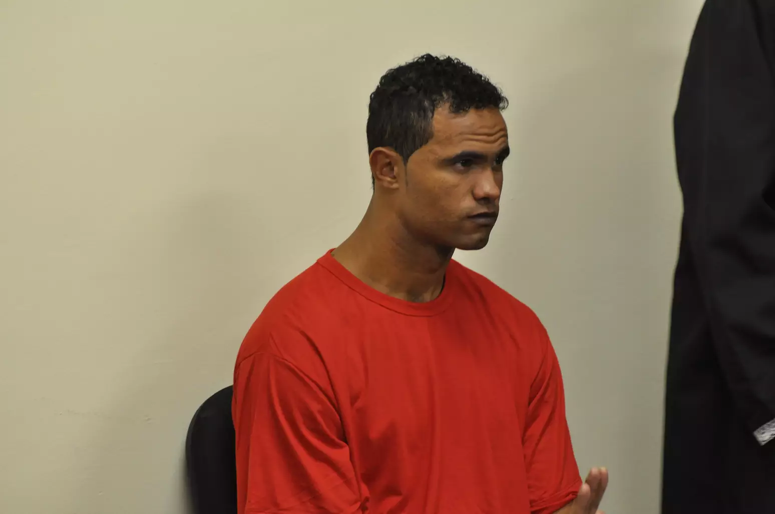 🚨 Ex-goleiro Bruno perde liberdade e volta para a cadeia