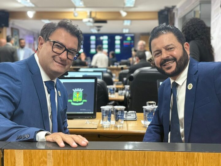 Dança das cadeiras na Câmara de Osasco: saem Chirinhan e Gansinho, entram Ivanildo Eventos e Julião