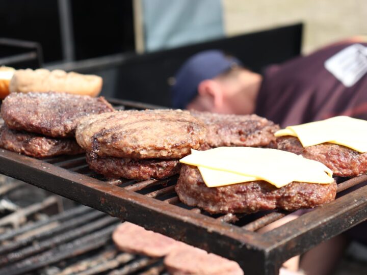 Burning Fest acontece de 18 a 21 de junho em Vargem Grande Paulista com mais de 30 estações gastronômicas e Arena da Copa