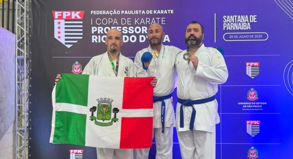 Osasco leva quatro medalhas em disputas de karatê realizadas em Santana de Parnaíba