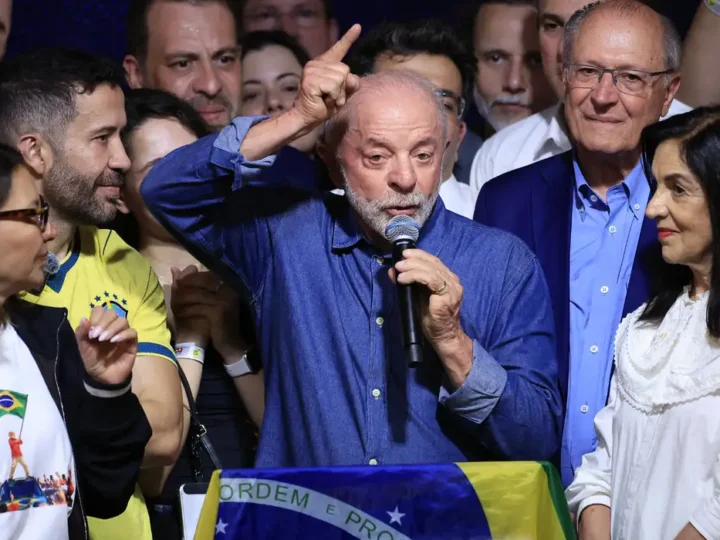 FOI NAUNHA! LULA VENCE DISPUTA DRAMÁTICA NAS URNAS E CRIME DA ABSTENÇÃO FAZ VÍTIMAS NA DIREITA